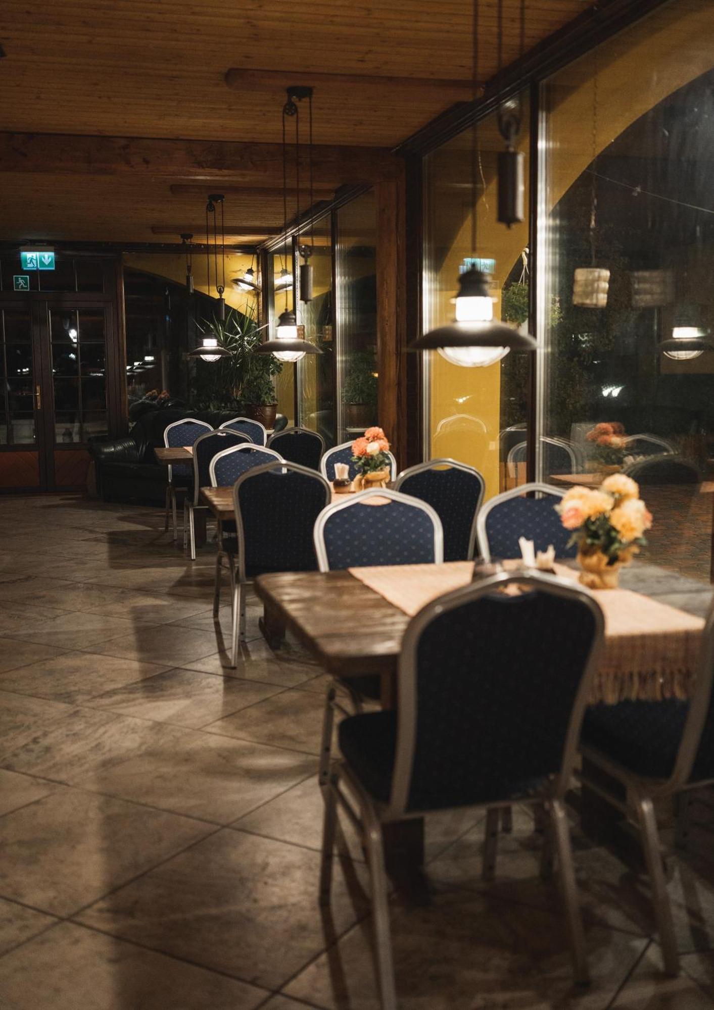 Ruunawere Hotel Nommealuse Exterior photo