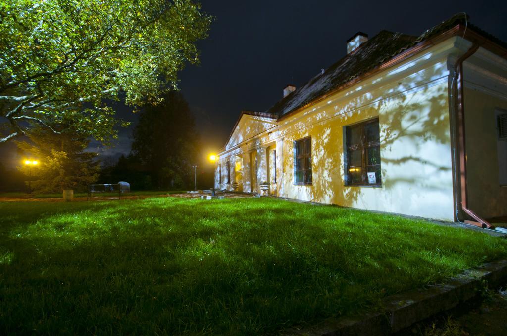 Ruunawere Hotel Nommealuse Exterior photo